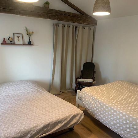 Une Chambre Au Calme En Gatine Deux-Sevrienne Vouhe  Esterno foto
